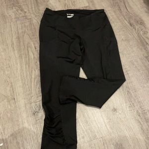 Cropped active leggings